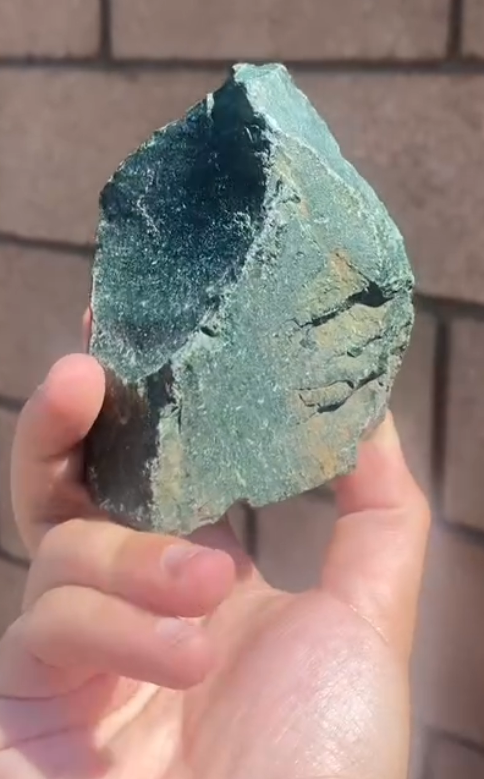 Raw Bloodstone Point